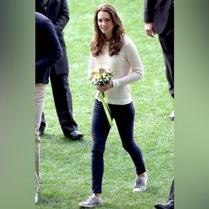 ASO Kate Middleton. Mint Velvet Grey Suede Sneakers Size 37